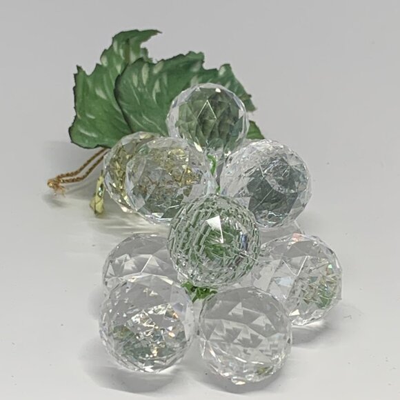 Vintage Crystal Grapes | Hollywood Regency | Mid Century Decor | Lucite Fruit - Picture 7 of 13